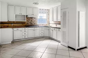 4803 Robertson St, Houston, TX 77009 - Photo 3