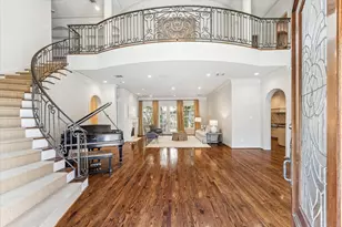 1 Exbury Way, Houston, TX 77056 - Photo 3