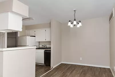 9550 Deering Drive #410, Houston, TX 77036 - Photo 7