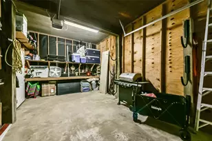 4231 Pelican Ln, Galveston, TX 77554 - Photo 13