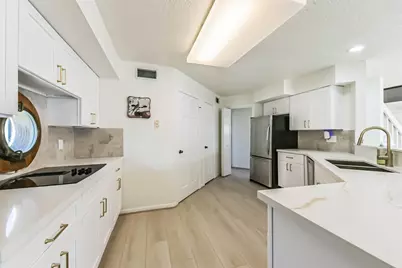 4231 Pelican Lane, Galveston, TX 77554 - Photo 23