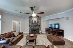 2901 Harvest Hill Dr, Friendswood, TX 77546 - Photo 17
