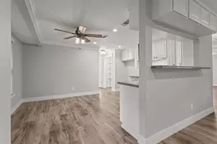 10848 Sandy Ln, Beaumont, TX 77705 - Photo 19