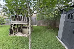 14907 Whispy Green Ct, Cypress, TX 77433 - Photo 17