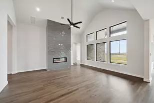 1031 Lake Breeze Dr, Waller, TX 77484 - Photo 9