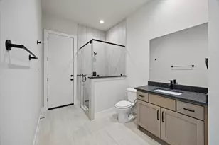 1031 Lake Breeze Dr, Waller, TX 77484 - Photo 23