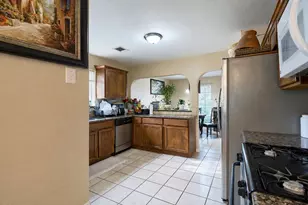 1409 Cedarbrook Ct, Seabrook, TX 77586 - Photo 7