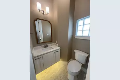 10607 Enclave Shadows Court, Houston, TX 77043 - Photo 21