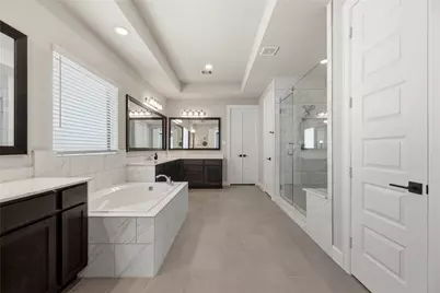 5110 W Lacey Garden Loop, Houston, TX 77018 - Photo 15