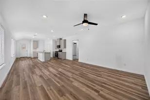 5214 Purple Beebalm Ln, Houston, TX 77048 - Photo 5