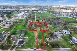 5227 Pine Ave, Pasadena, TX 77503 - Photo 1