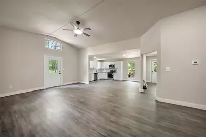 601 Faulkner Avenue, Coldspring, TX 77331 - Photo 9