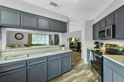 710 Razee Court, Crosby, TX 77532 - Photo 11