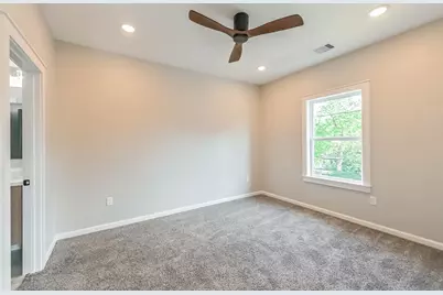 4723 Mallow Street, Houston, TX 77033 - Photo 29
