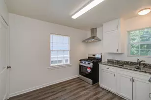 5213 Malmedy Rd, Houston, TX 77033 - Photo 1