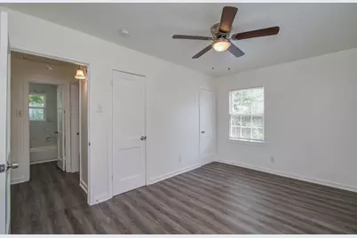 5213 Malmedy Road, Houston, TX 77033 - Photo 23