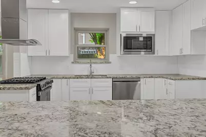 6415 Moccasin Bend Drive, Spring, TX 77379 - Photo 7