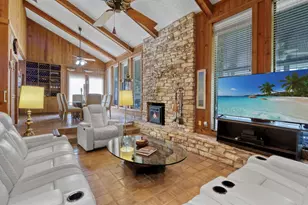 618 Palmetto Dr, Livingston, TX 77351 - Photo 7