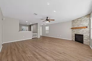 9940 Swallow Dr, Conroe, TX 77385 - Photo 7