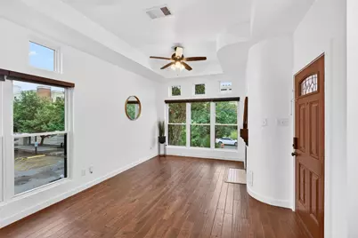 2716 Bagby Street, Houston, TX 77006 - Photo 1