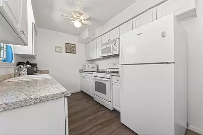 11411 Marrs Drive, Houston, TX 77065 - Photo 11