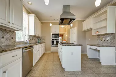 4415 April Meadow Way, Sugar Land, TX 77479 - Photo 13