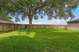 4415 April Meadow Way, Sugar Land, TX 77479 - Photo 33