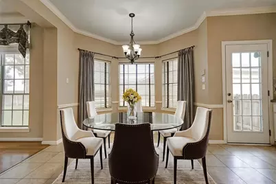 4415 April Meadow Way, Sugar Land, TX 77479 - Photo 11