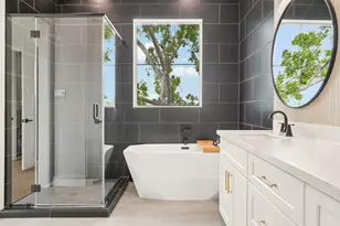 4506 Terry St, Houston, TX 77009 - Photo 37