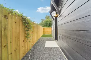 4506 Terry St, Houston, TX 77009 - Photo 41