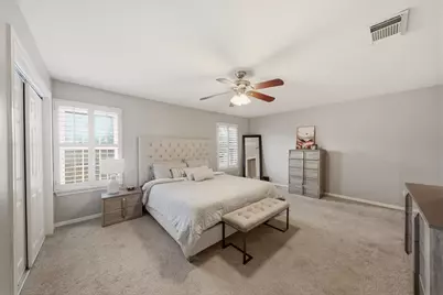 864 Augusta Drive, Houston, TX 77057 - Photo 15