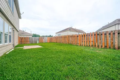 12538 Greensbrook Forest Drive, Houston, TX 77044 - Photo 47