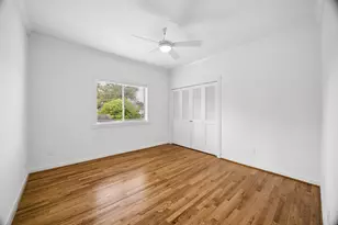 725 E 13th 1/2 St, Houston, TX 77008 - Photo 23