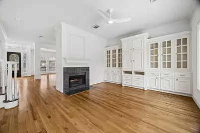 725 E 13th 1/2 Street, Houston, TX 77008 - Photo 3