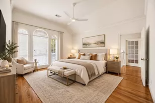 725 E 13th 1/2 St, Houston, TX 77008 - Photo 11