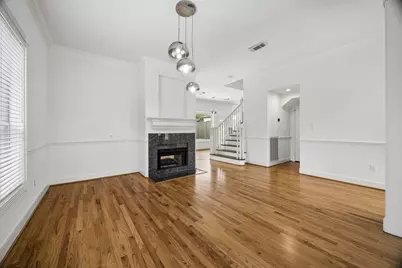 725 E 13th 1/2 Street, Houston, TX 77008 - Photo 13