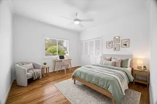 725 E 13th 1/2 St, Houston, TX 77008 - Photo 31