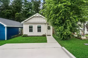 396 Westchase, Montgomery, TX 77316 - Photo 1