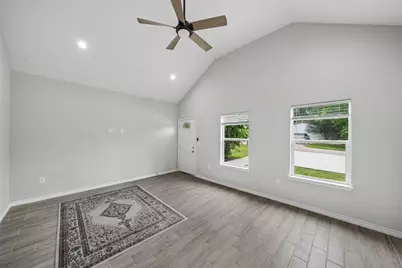 396 Westchase, Montgomery, TX 77316 - Photo 3