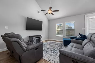 17828 Hanson Ridge Drive, Conroe, TX 77316 - Photo 9