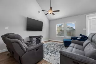 17828 Hanson Ridge Dr, Conroe, TX 77316 - Photo 9