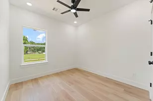 9109 Henrietta St, Houston, TX 77088 - Photo 23