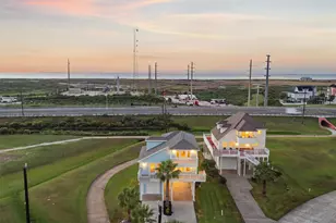 25246 Intrepid Ln, Galveston, TX 77554 - Photo 47