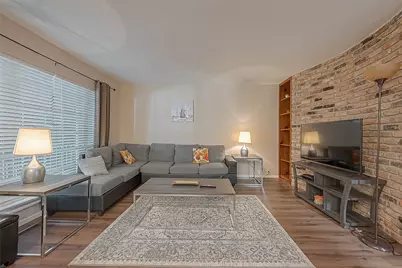 2201 Fountain View Drive #30, Houston, TX 77057 - Photo 7