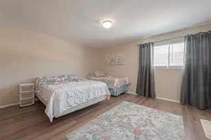 2201 Fountain View Dr, Houston, TX 77057 - Photo 17