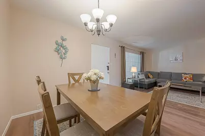 2201 Fountain View Drive #30, Houston, TX 77057 - Photo 5