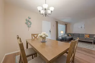 2201 Fountain View Dr, Houston, TX 77057 - Photo 5