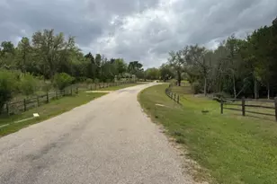 143 Chappell Crk Ln, Chappell Hill, TX 77426 - Photo 1