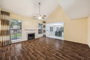 6327 Box Bluff Ct, Sugar Land, TX 77479 - Photo 9