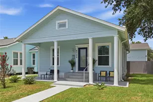 4702 Ave N 1/2, Galveston, TX 77551 - Photo 3